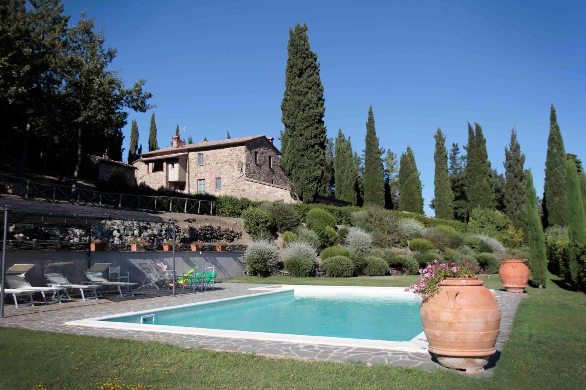 Borgo Di Camporsevoli Villa Bagian luar foto