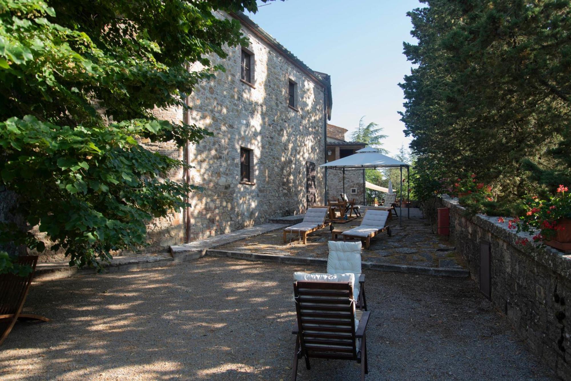 Borgo Di Camporsevoli Villa Bagian luar foto