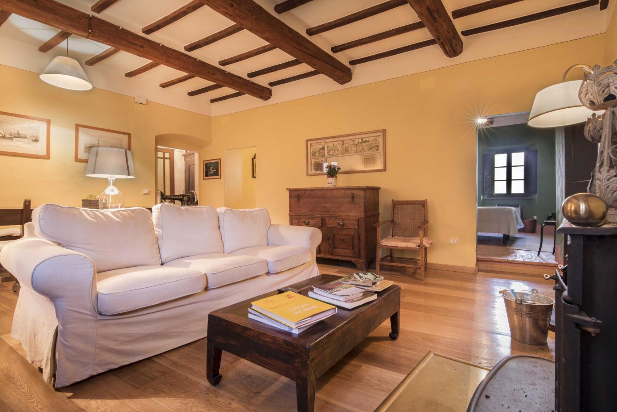 Borgo Di Camporsevoli Villa Bagian luar foto