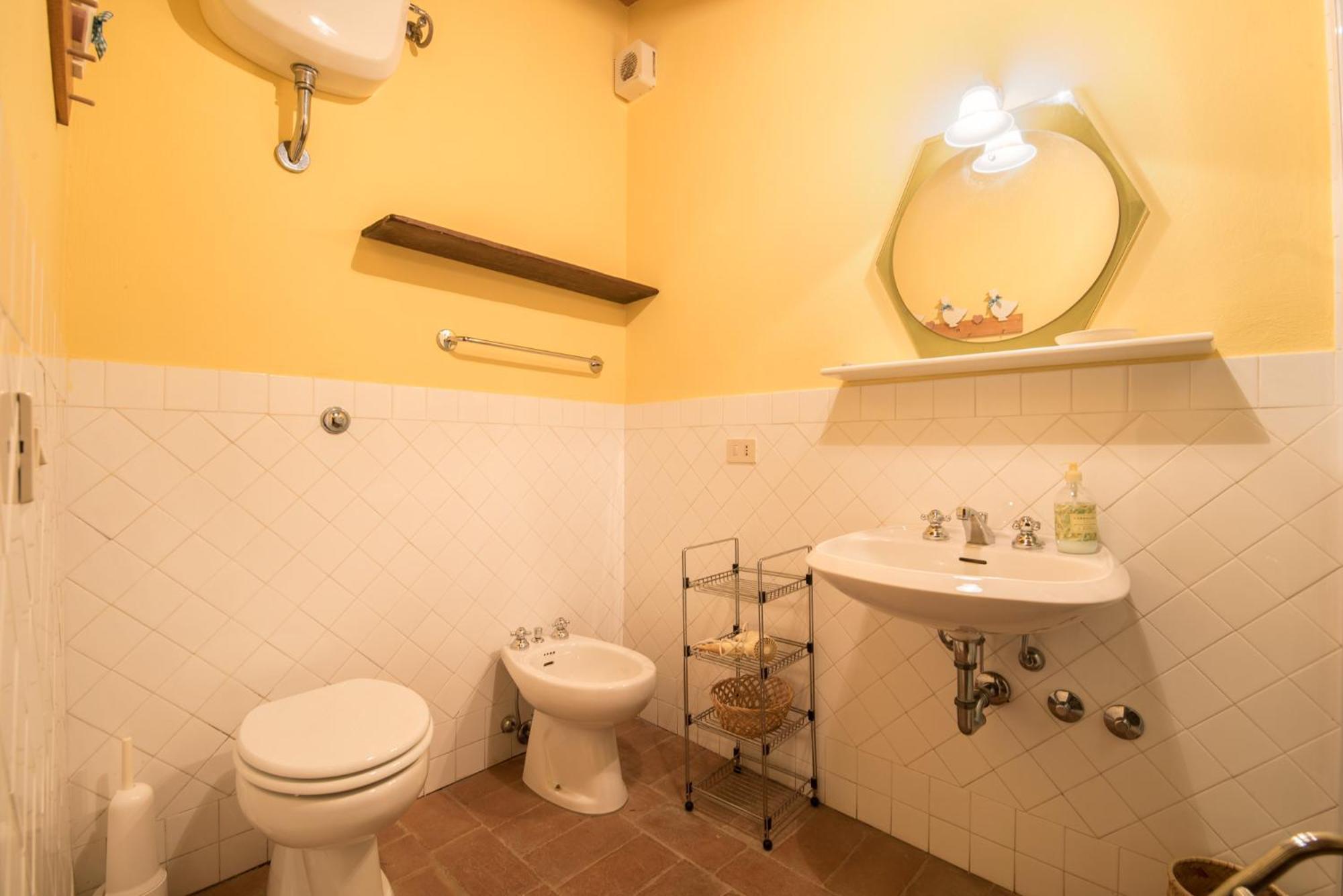 Borgo Di Camporsevoli Villa Bagian luar foto