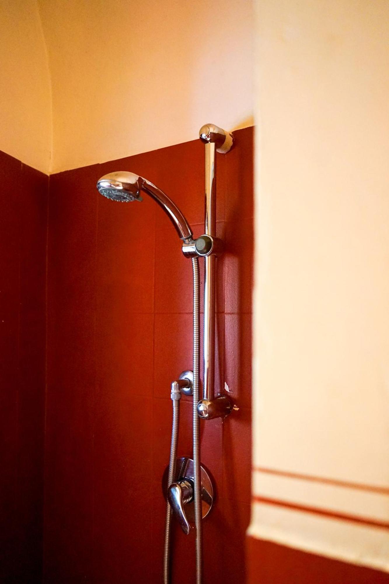 Borgo Di Camporsevoli Villa Bagian luar foto