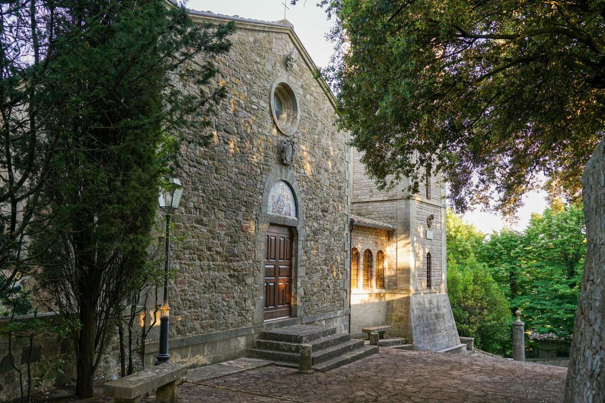 Borgo Di Camporsevoli Villa Bagian luar foto
